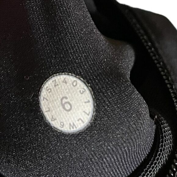 LULULEMON Speed Up Crop Leggings Black Size 6 - Picture 13 of 16